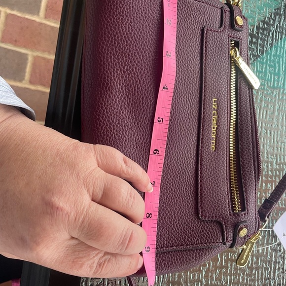 Liz Claiborne Plum Pebbled Leather Crossbody Bag — NWT - Picture 7 of 9